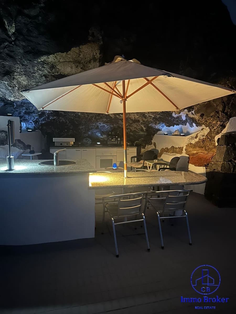 4 quarto Moradia para venda em Araya com piscina garagem - 665 000 € (Ref: 9790291)