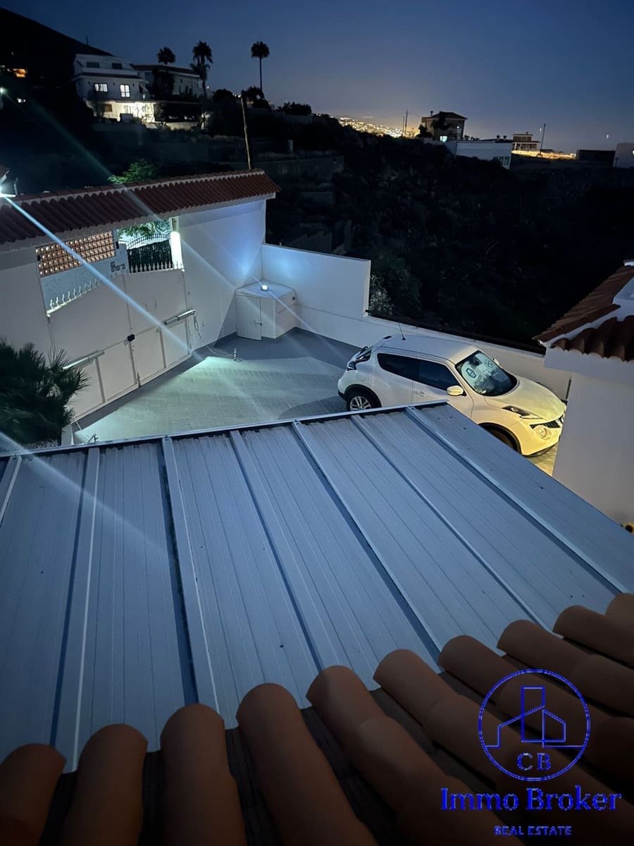 4 quarto Moradia para venda em Araya com piscina garagem - 665 000 € (Ref: 9790291)