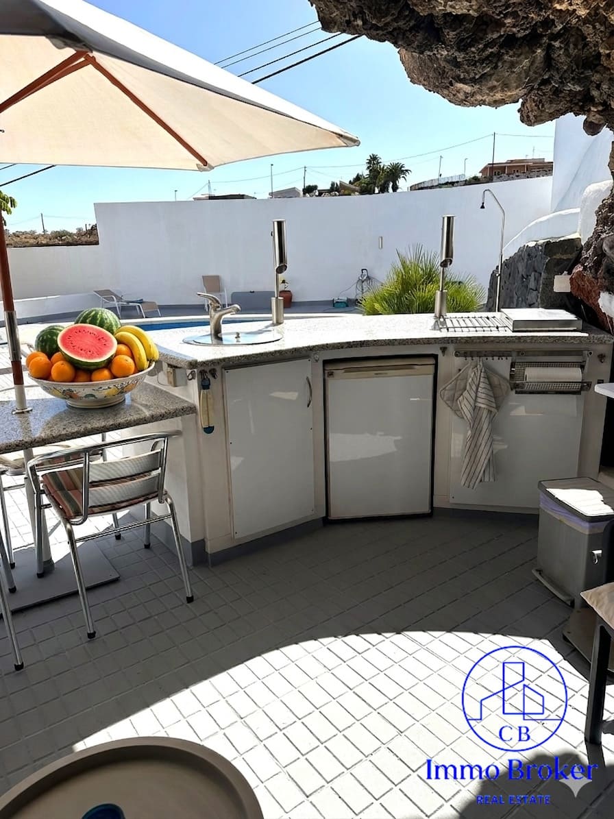 4 quarto Moradia para venda em Araya com piscina garagem - 665 000 € (Ref: 9790291)