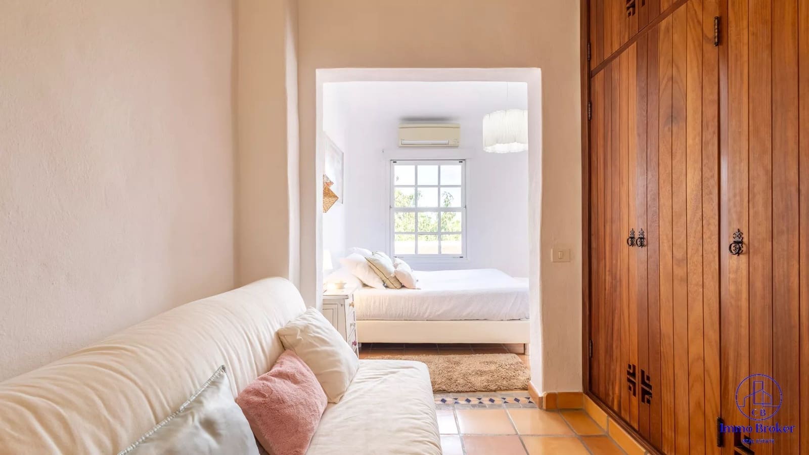 4 bedroom Villa for sale in Arafo with pool garage - € 990,000 (Ref: 9790292)