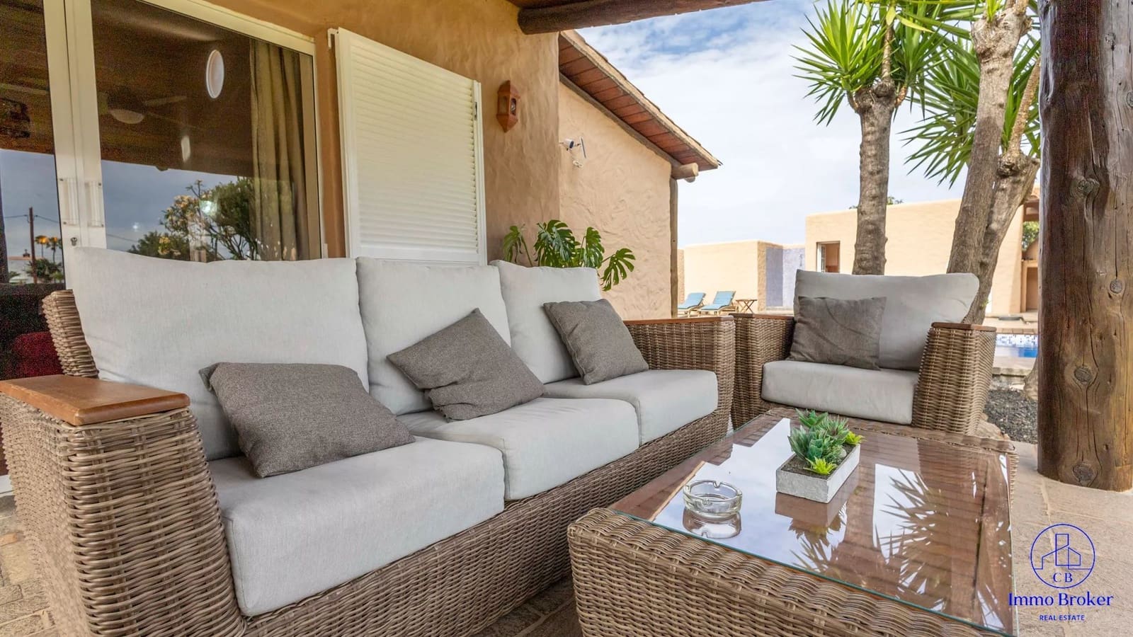 4 bedroom Villa for sale in Arafo with pool garage - € 990,000 (Ref: 9790292)