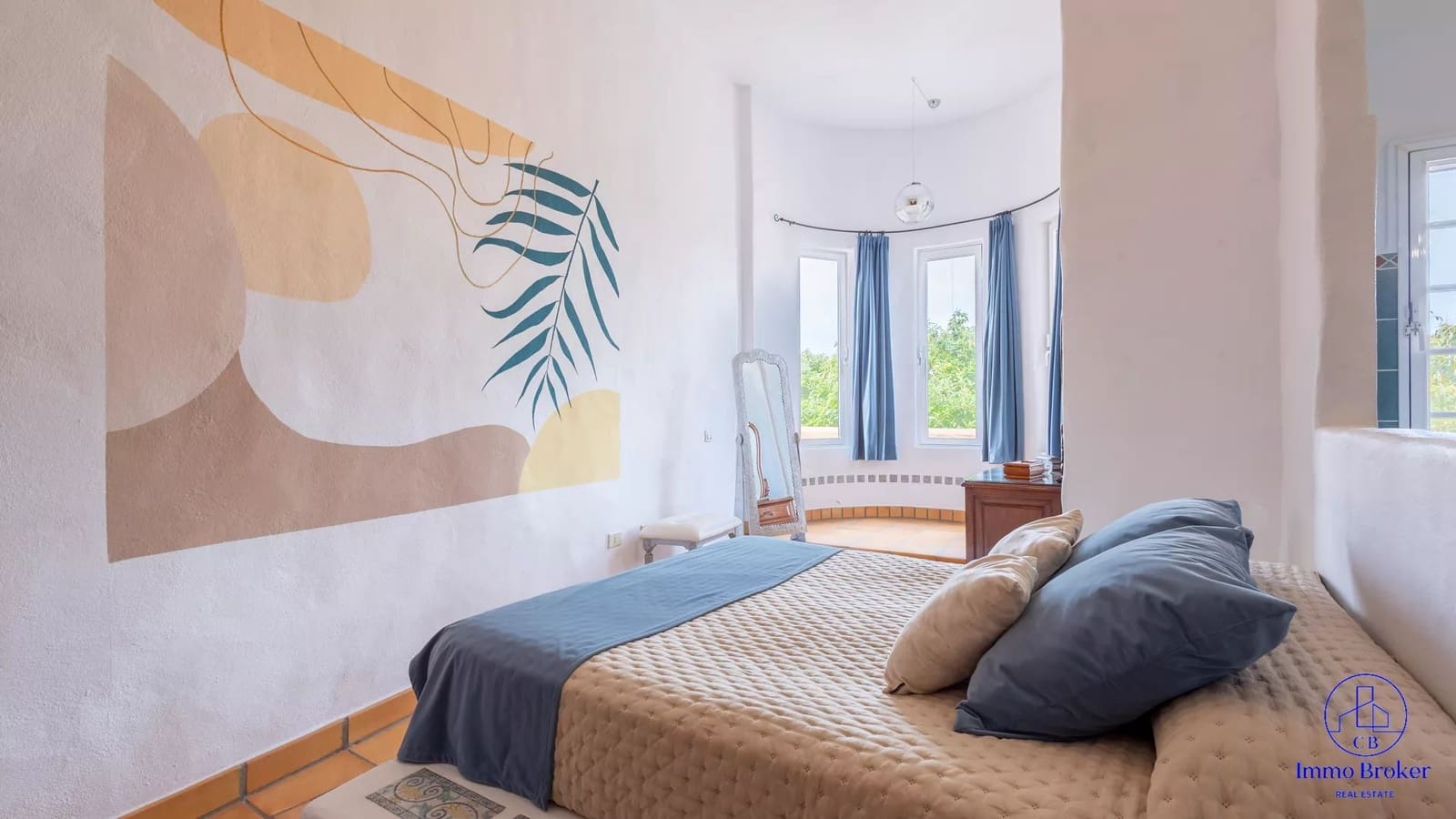 4 bedroom Villa for sale in Arafo with pool garage - € 990,000 (Ref: 9790292)