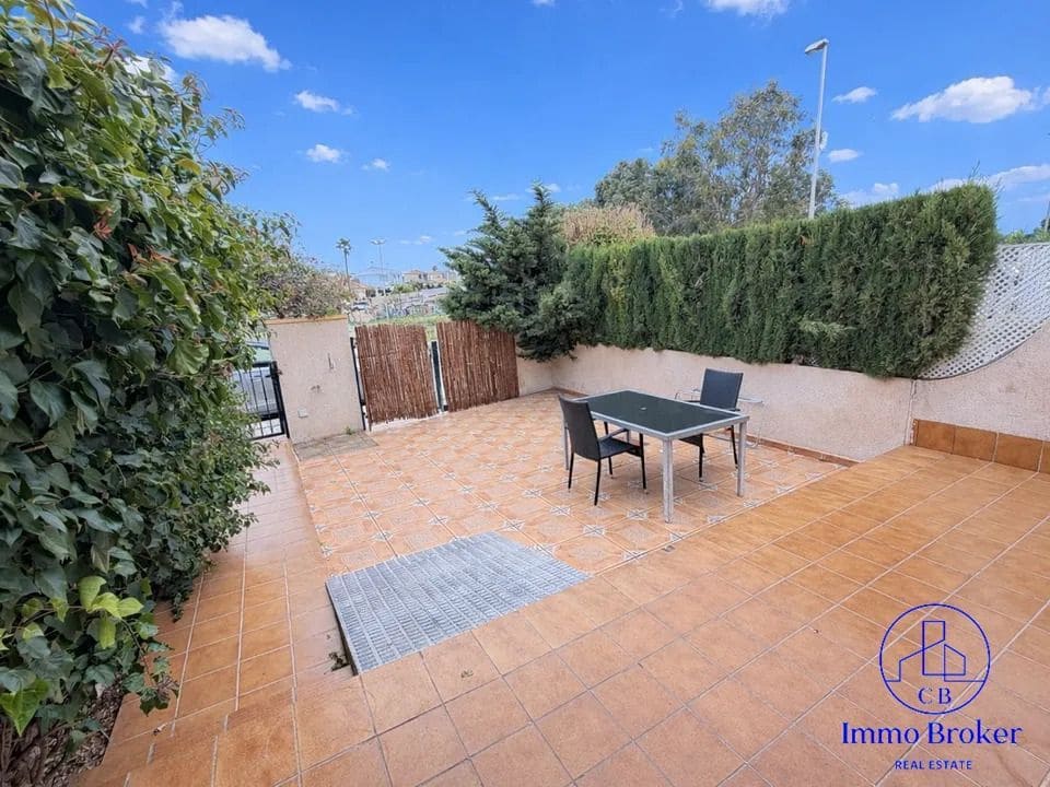 2 quarto Apartamento para venda em Cabo Roig com piscina - 235 000 € (Ref: 9875692)