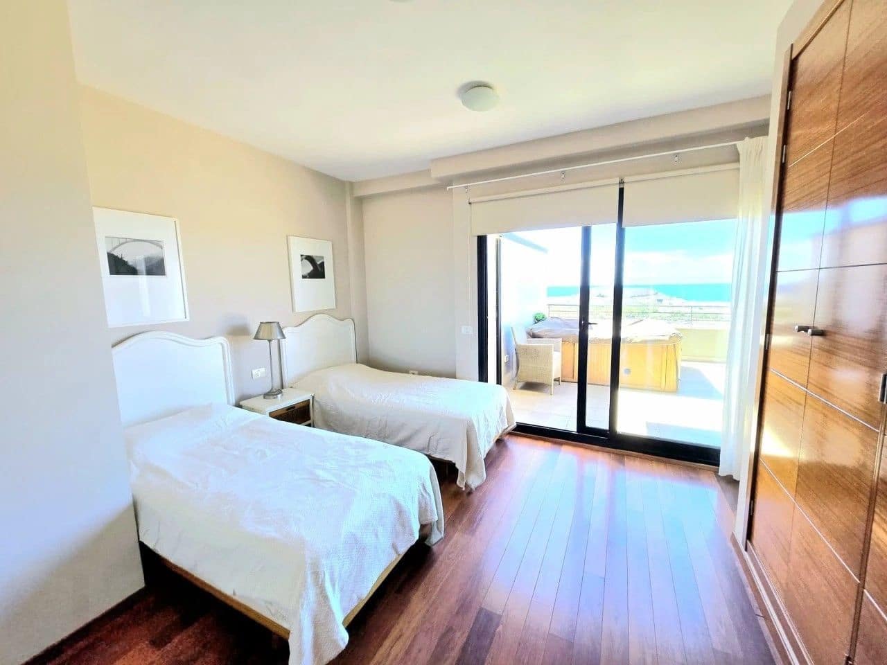 3 bedroom Flat for sale in Costa Adeje with garage - € 950,000 (Ref: 9902833)