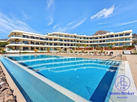 2 slaapkamer Flat te koop in Costa Adeje, Adeje met zwembad garage - € 590.000 (Ref: 9932827)