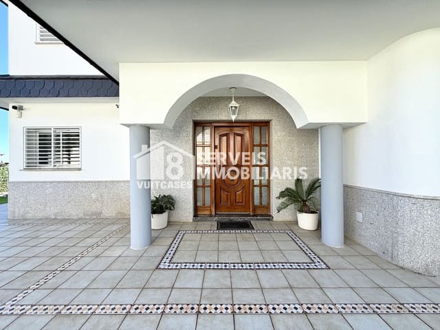 5 sypialnia Dom na sprzedaż w Arenys de Mar z basenem garażem - 1 190 000 € (Ref: 9932111)
