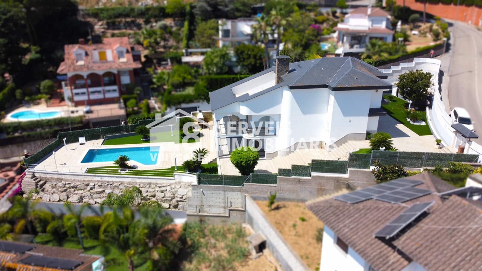5 sypialnia Dom na sprzedaż w Arenys de Mar z basenem garażem - 1 190 000 € (Ref: 9932111)