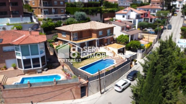 6 Zimmer Haus zu verkaufen in Premià de Dalt mit Pool Garage - 995.000 € (Ref: 9932112)