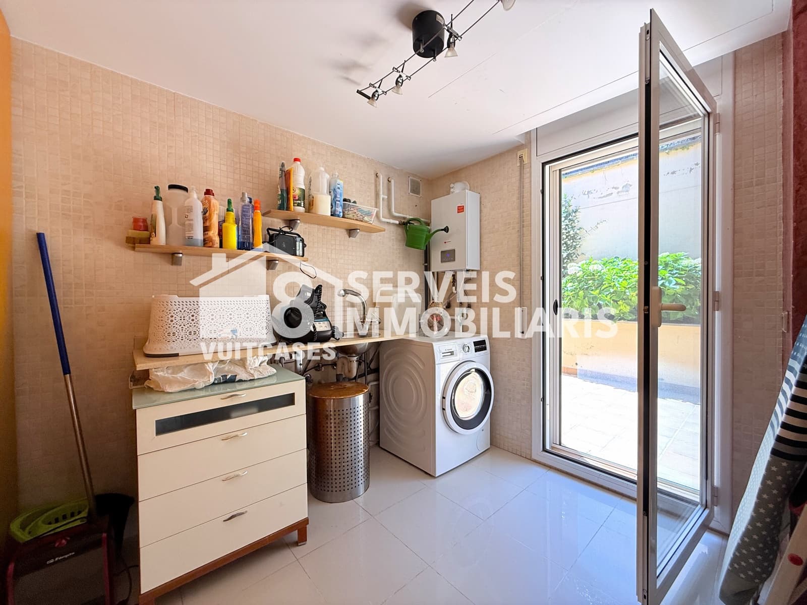 6 Zimmer Haus zu verkaufen in Premia de Dalt mit Pool Garage - 995.000 € (Ref: 9932112)