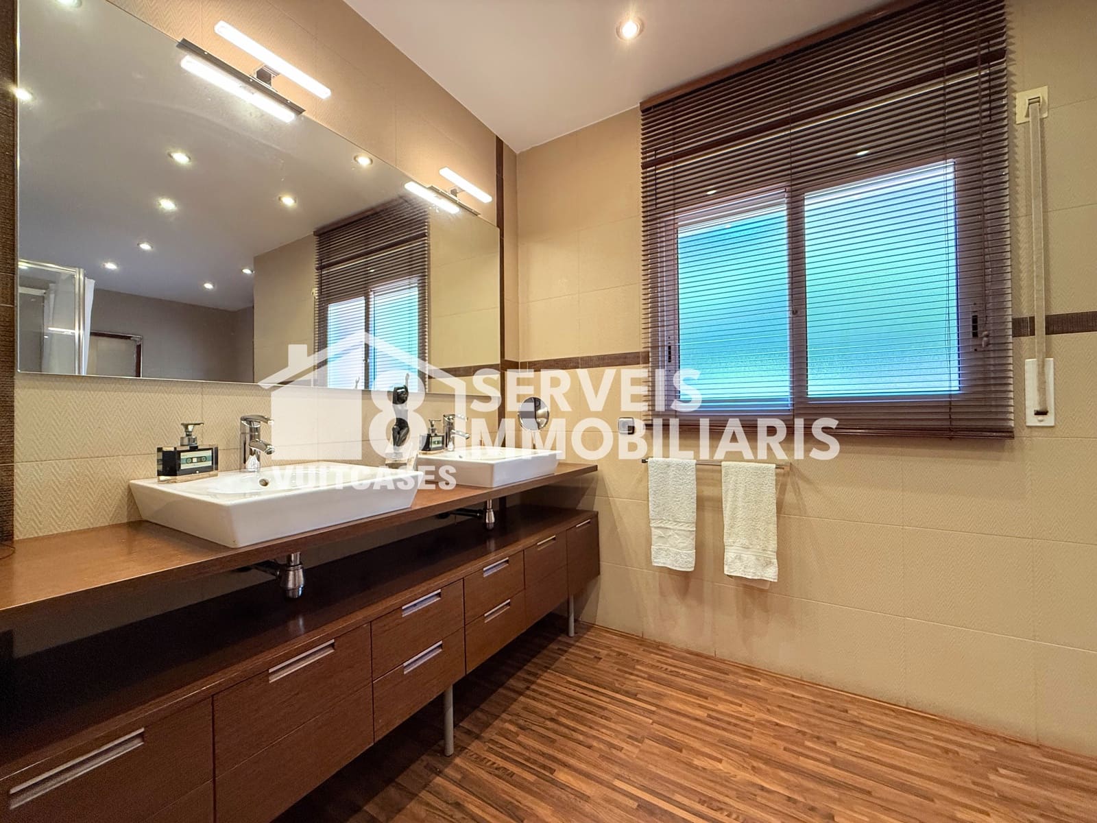 6 Zimmer Haus zu verkaufen in Premia de Dalt mit Pool Garage - 995.000 € (Ref: 9932112)
