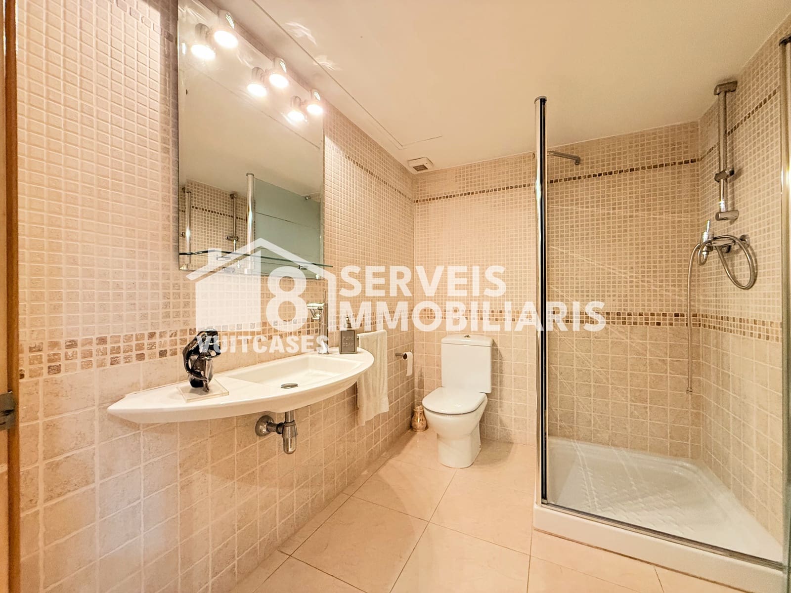 6 Zimmer Haus zu verkaufen in Premia de Dalt mit Pool Garage - 995.000 € (Ref: 9932112)