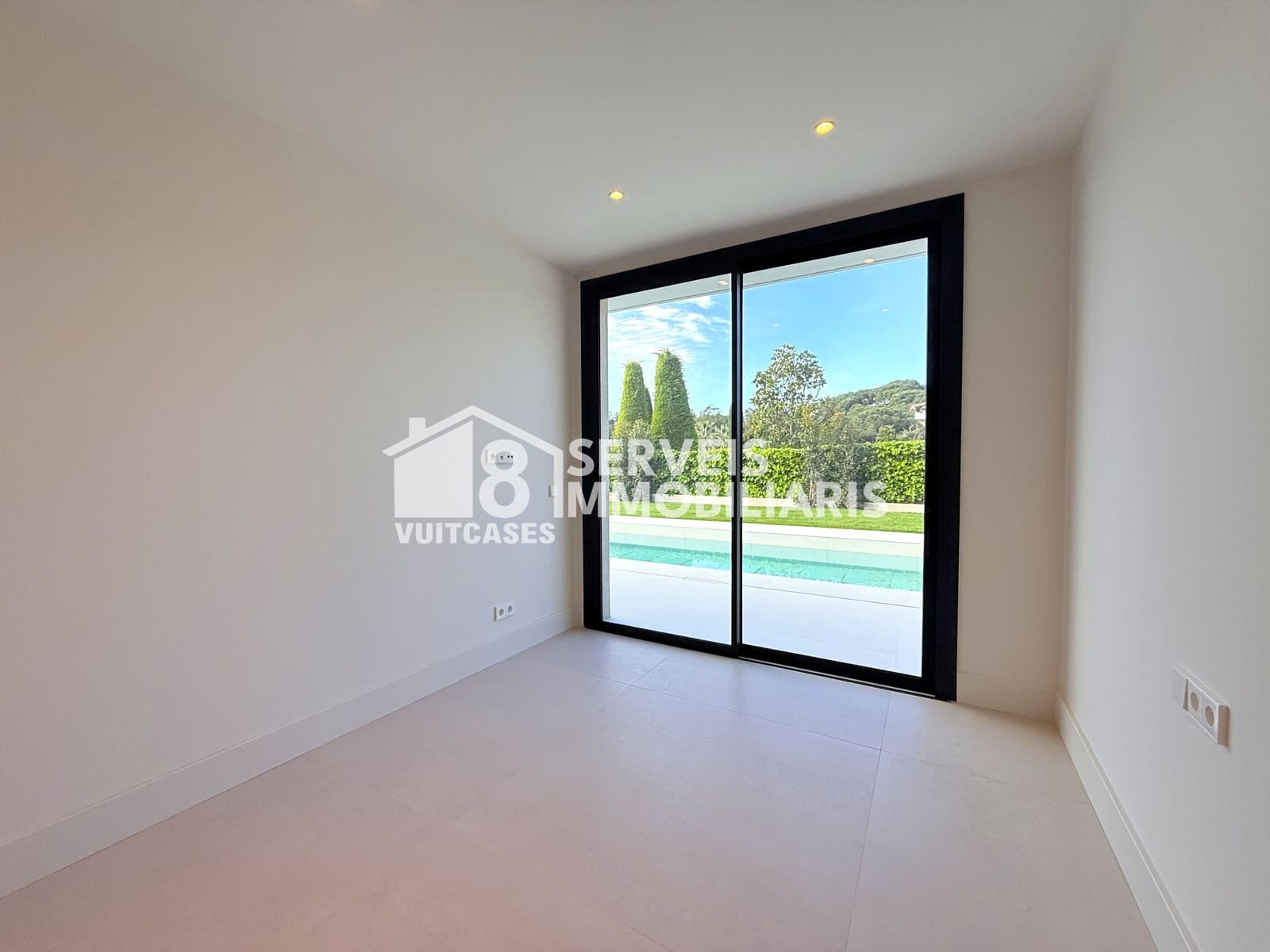 4 slaapkamer Huis te koop in Sant Vicenc de Montalt met zwembad garage - € 1.150.000 (Ref: 9932335)