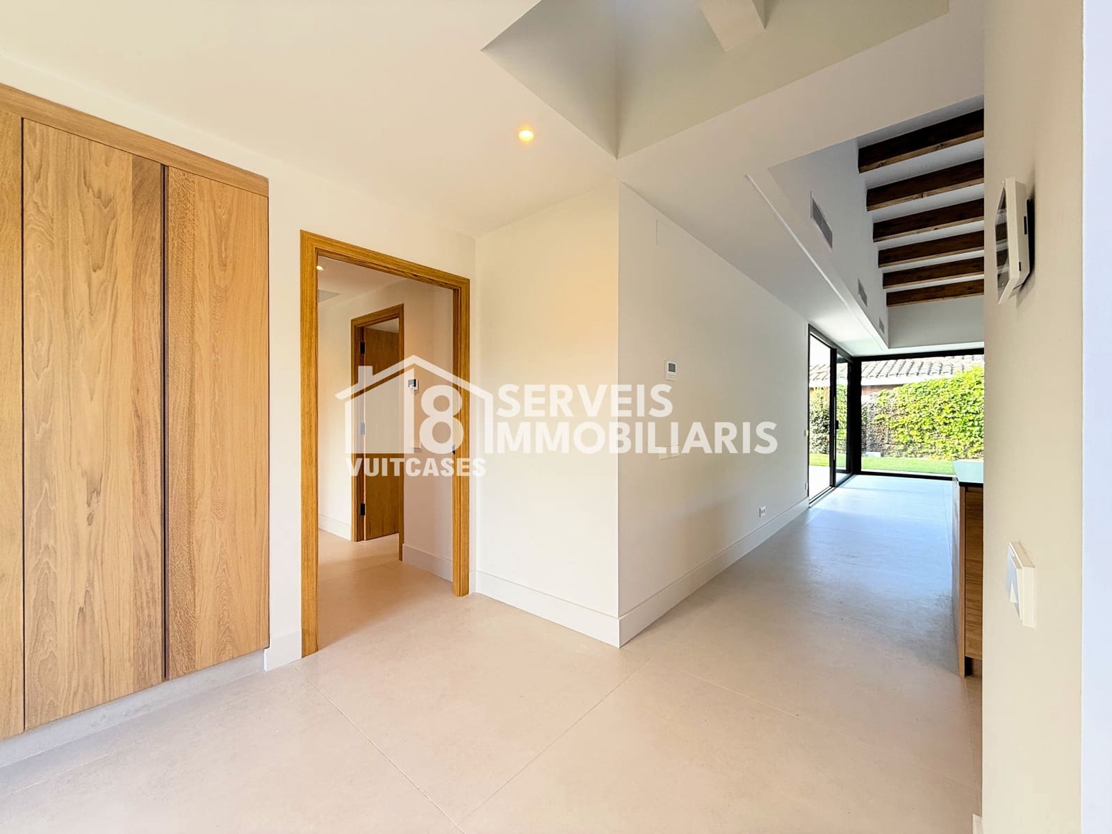 4 slaapkamer Huis te koop in Sant Vicenc de Montalt met zwembad garage - € 1.150.000 (Ref: 9932335)