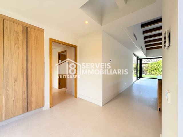 4 slaapkamer Huis te koop in Sant Vicenç de Montalt met zwembad garage - € 1.150.000 (Ref: 9932335)