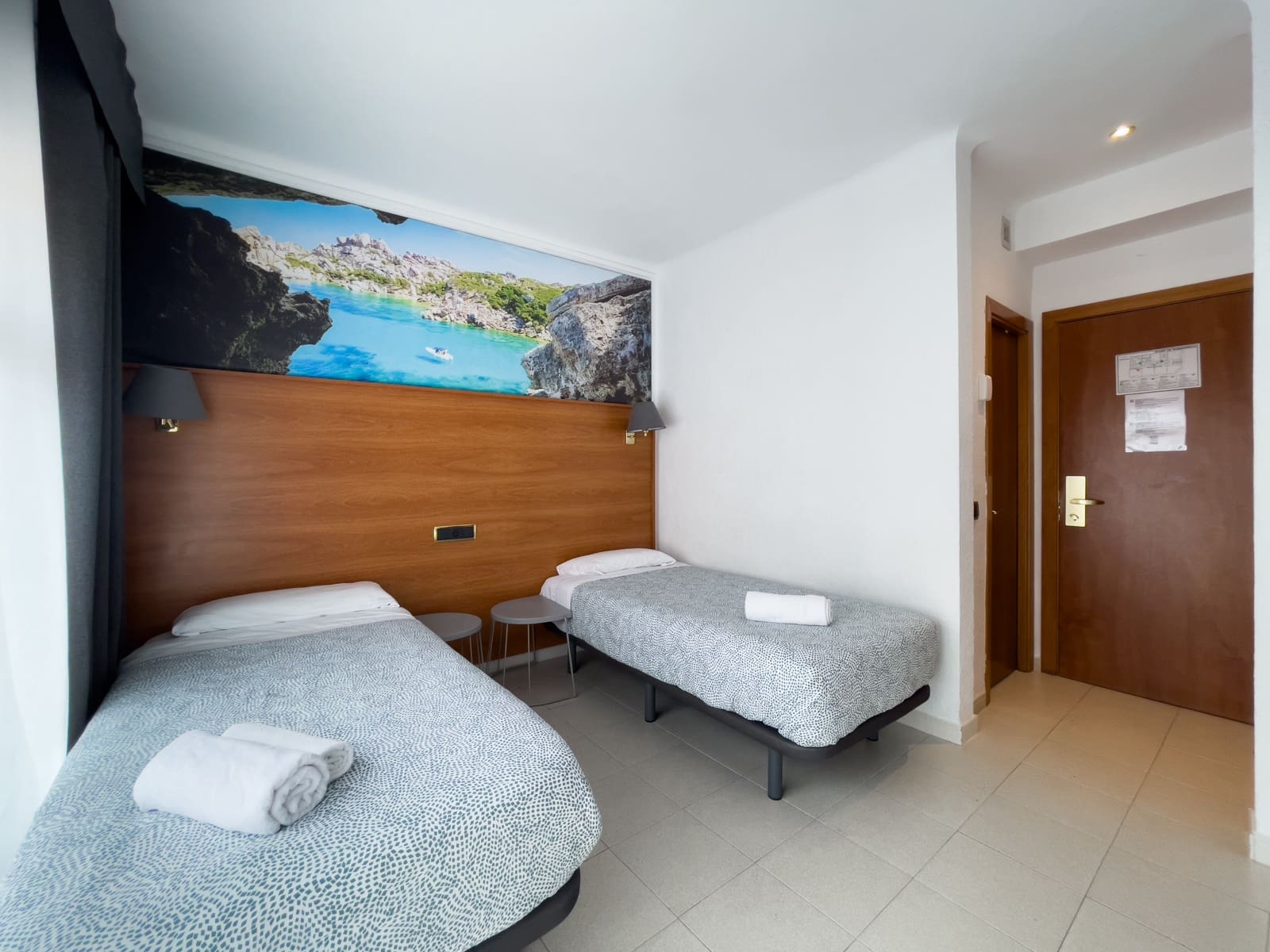 25 soveværelse Hotel til salg i Lloret de Mar - € 1.490.000 (Ref: 9160652)