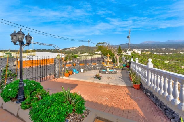 4 soverom Villa til salgs i El Salto, Granadilla de Abona med garasje - € 1 025 000 (Ref: 9168391)