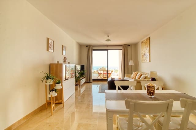 2 makuuhuone Huoneisto myytävänä paikassa La Alcaidesa mukana uima-altaan 
autotalli - 360 000 € (Ref: 9185972)