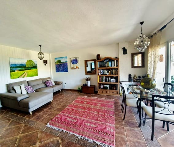 3 makuuhuone Huoneisto myytävänä paikassa Torremolinos mukana uima-altaan - 430 000 € (Ref: 9186628)