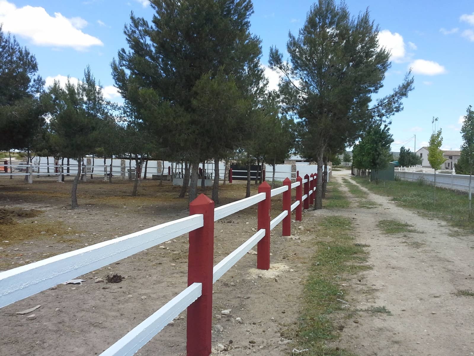 Finca/Country House for sale in Yecla - € 600,000 (Ref: 9494965)