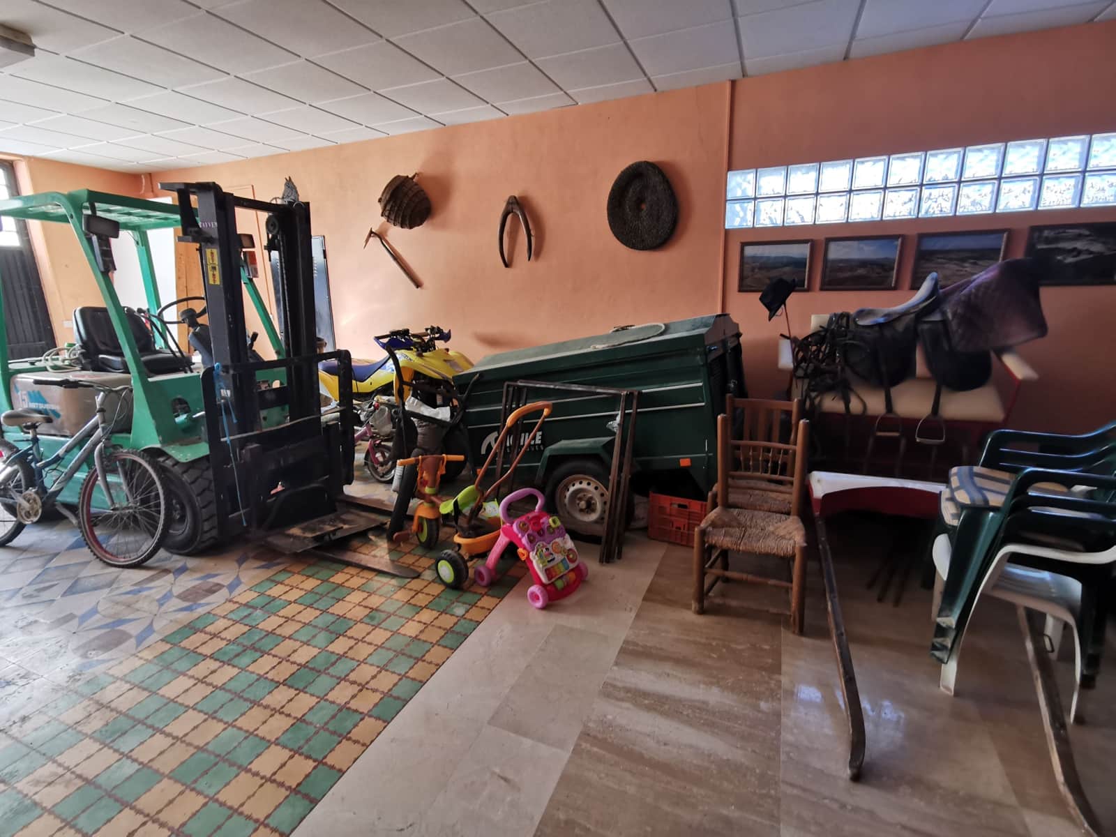 Finca/Country House for sale in Yecla - € 600,000 (Ref: 9494965)