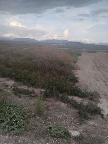 Finca/Landehus til salg i Villena - € 26.000 (Ref: 9494994)