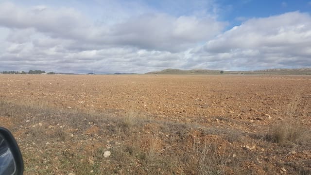 Finca/Hus på landet till salu i Pedanías, Albacete stad - 3 000 000 € (Ref: 9495001)