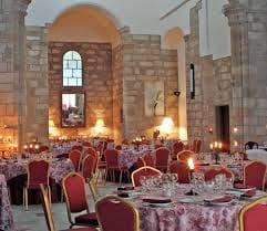 Hotel for sale in Caceres city - € 1,000,000 (Ref: 9495018)