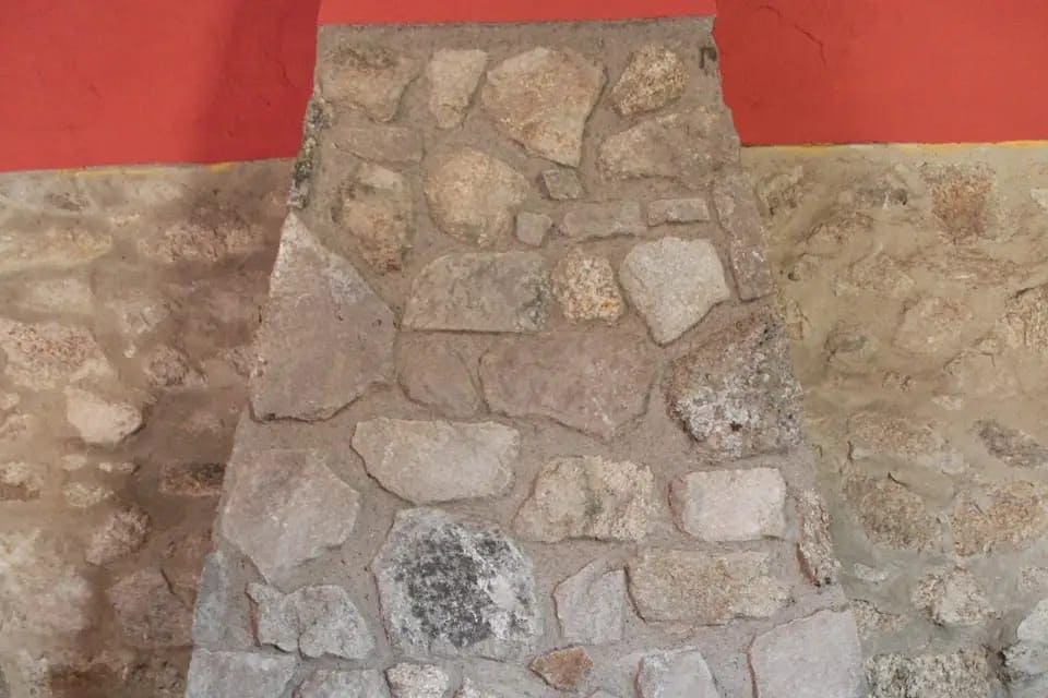 Hotel for sale in Caceres city - € 1,000,000 (Ref: 9495018)