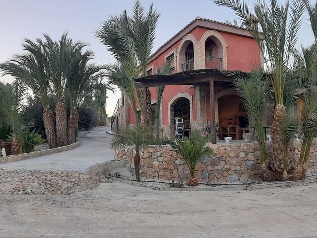 Maalaistalo myytävänä paikassa Algezares, Murcia kaupunki - 970 000 € (Ref: 9495021)