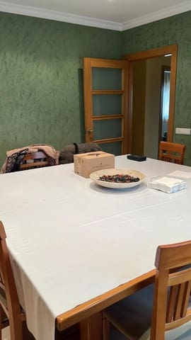 3 bedroom Flat for sale in Caudete de las Fuentes with garage - € 150,000 (Ref: 9495065)