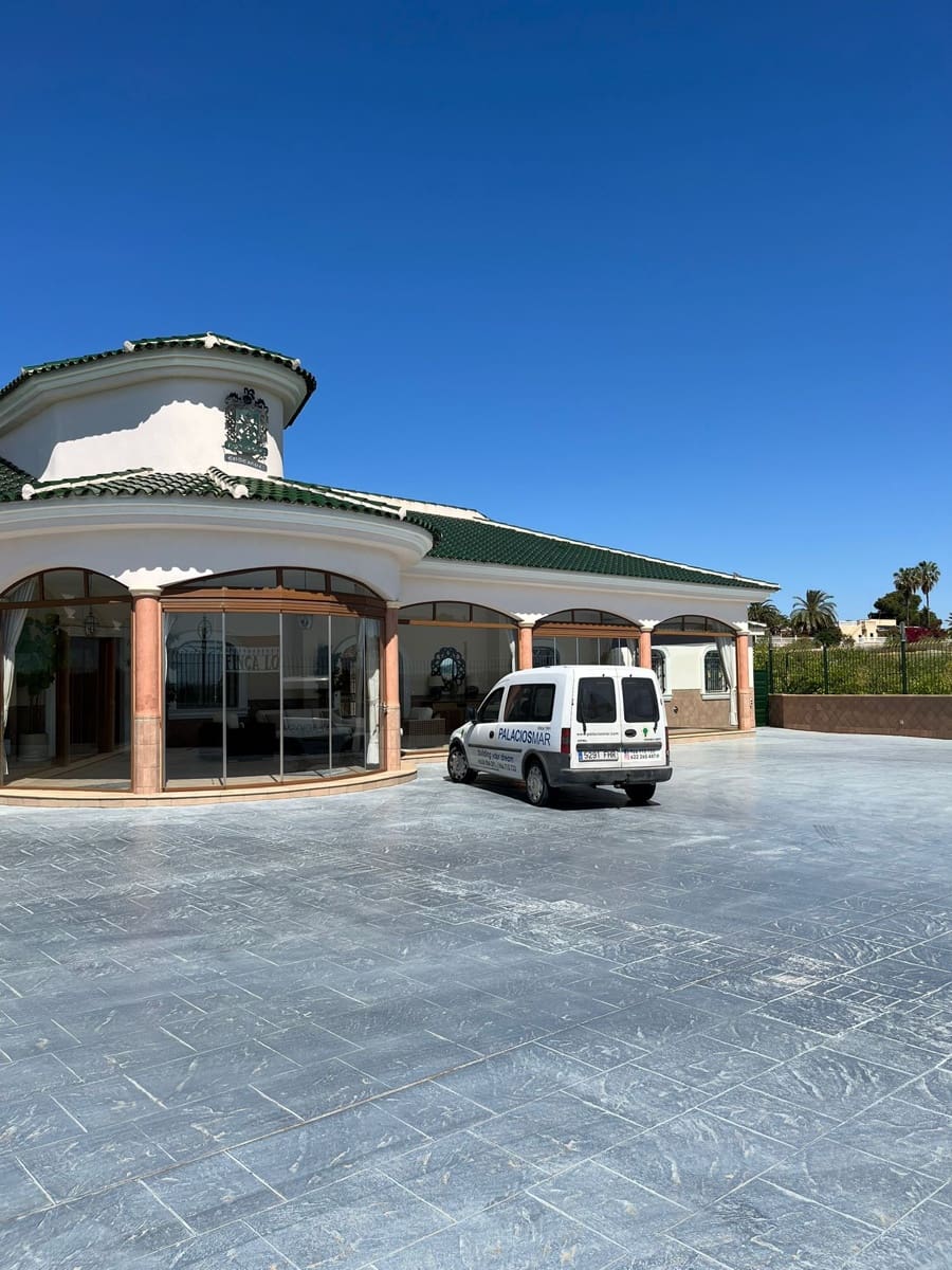 Finca/Country House for sale in Los Montesinos - € 3,700,000 (Ref: 9495088)