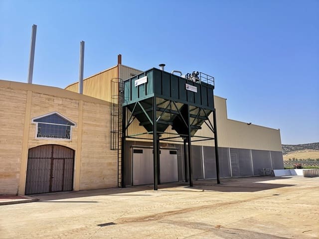 Finka/Dom wiejski na sprzedaż w Miasto Ciudad Real - 7 500 000 € (Ref: 9495092)