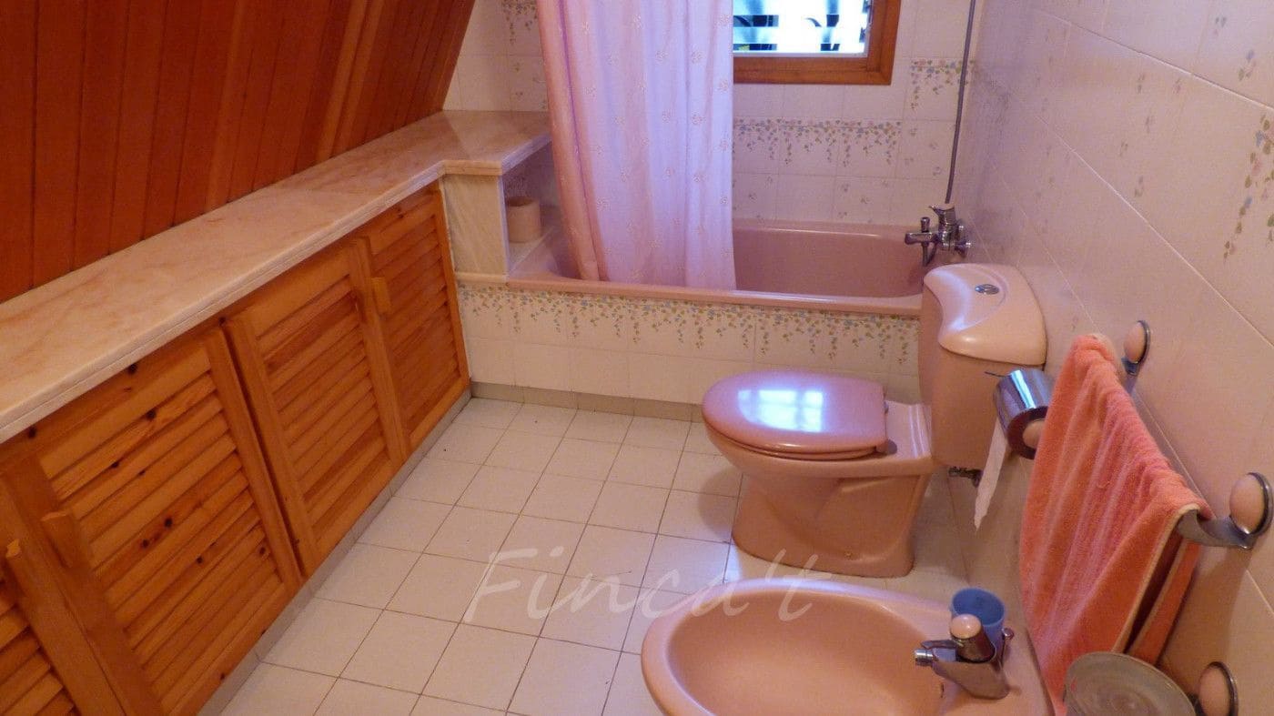 4 bedroom Finca/Country House for sale in Moia with pool garage - € 385,000 (Ref: 9420159)