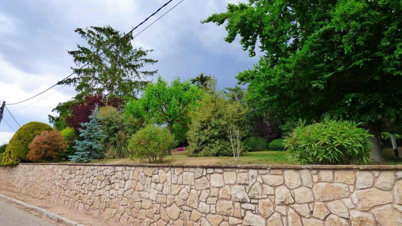 4 bedroom Finca/Country House for sale in Moia with pool garage - € 385,000 (Ref: 9420159)