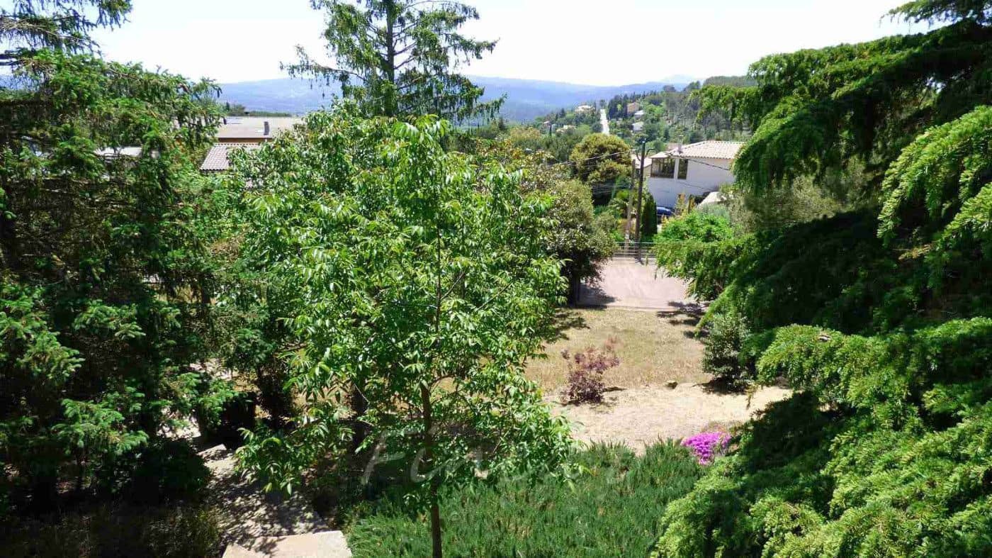 4 bedroom Finca/Country House for sale in Moia with pool garage - € 385,000 (Ref: 9420159)