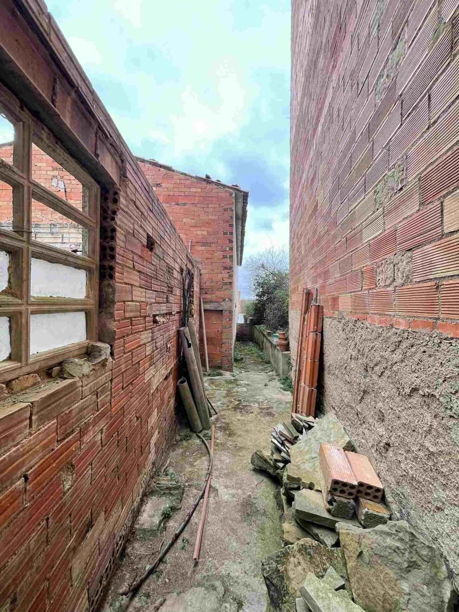 Maison de Ville à vendre à Castelltercol - 295 000 € (Ref: 9420160)