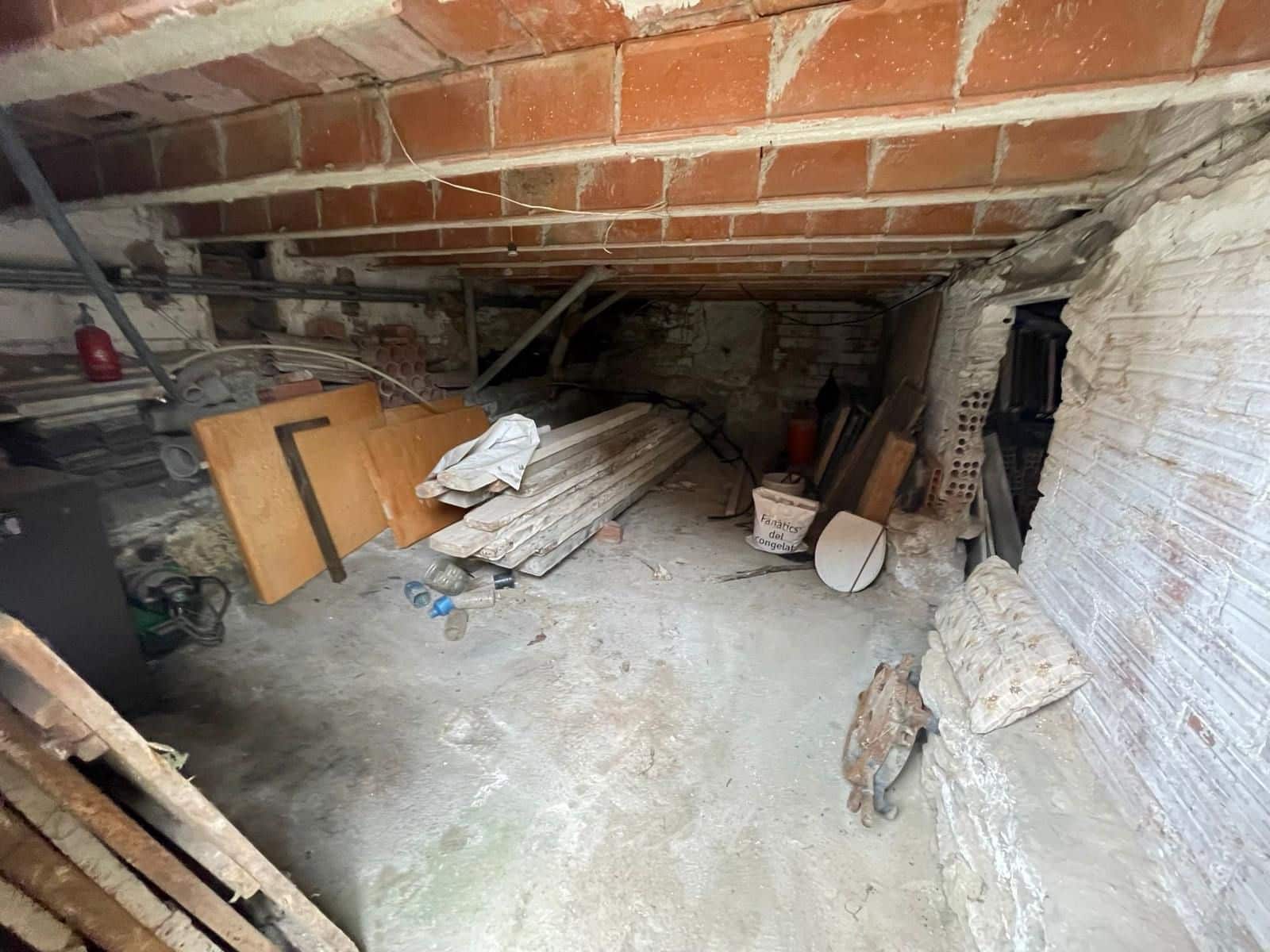 Maison de Ville à vendre à Castelltercol - 295 000 € (Ref: 9420160)