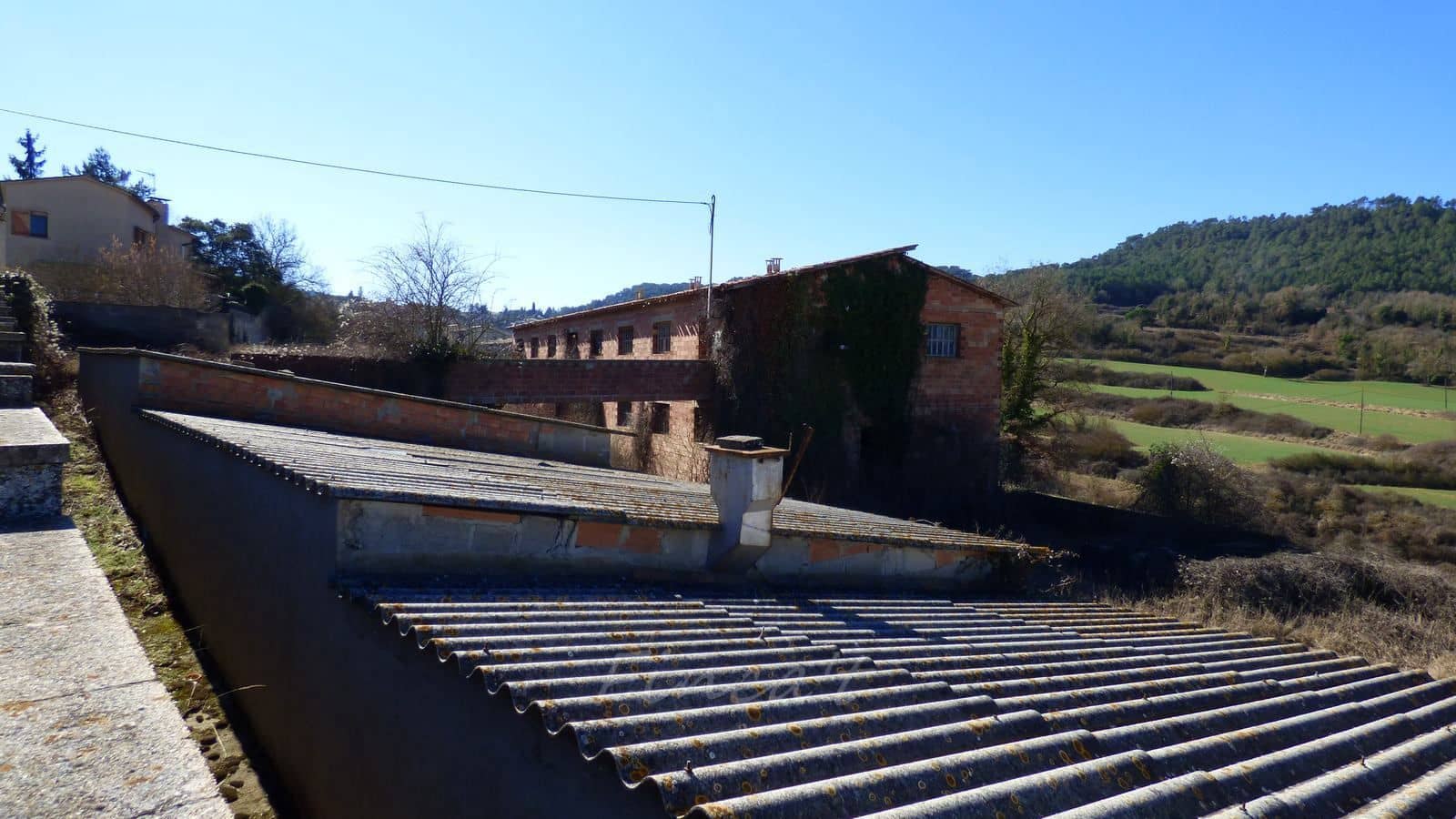 Raunio myytävänä paikassa Castelltercol - 700 000 € (Ref: 9420161)