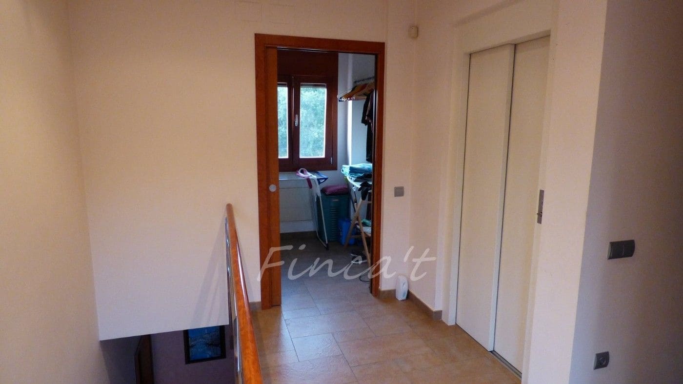 6 bedroom Villa for sale in Moia with pool garage - € 690,000 (Ref: 9420162)