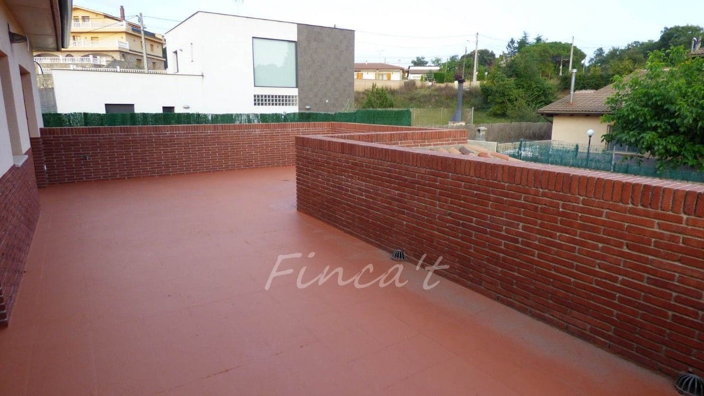 6 bedroom Villa for sale in Moia with pool garage - € 690,000 (Ref: 9420162)