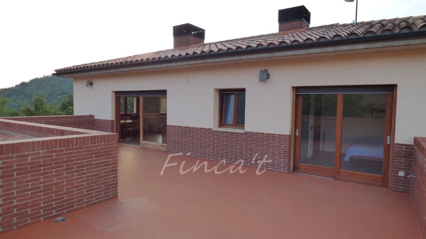 6 bedroom Villa for sale in Moia with pool garage - € 690,000 (Ref: 9420162)