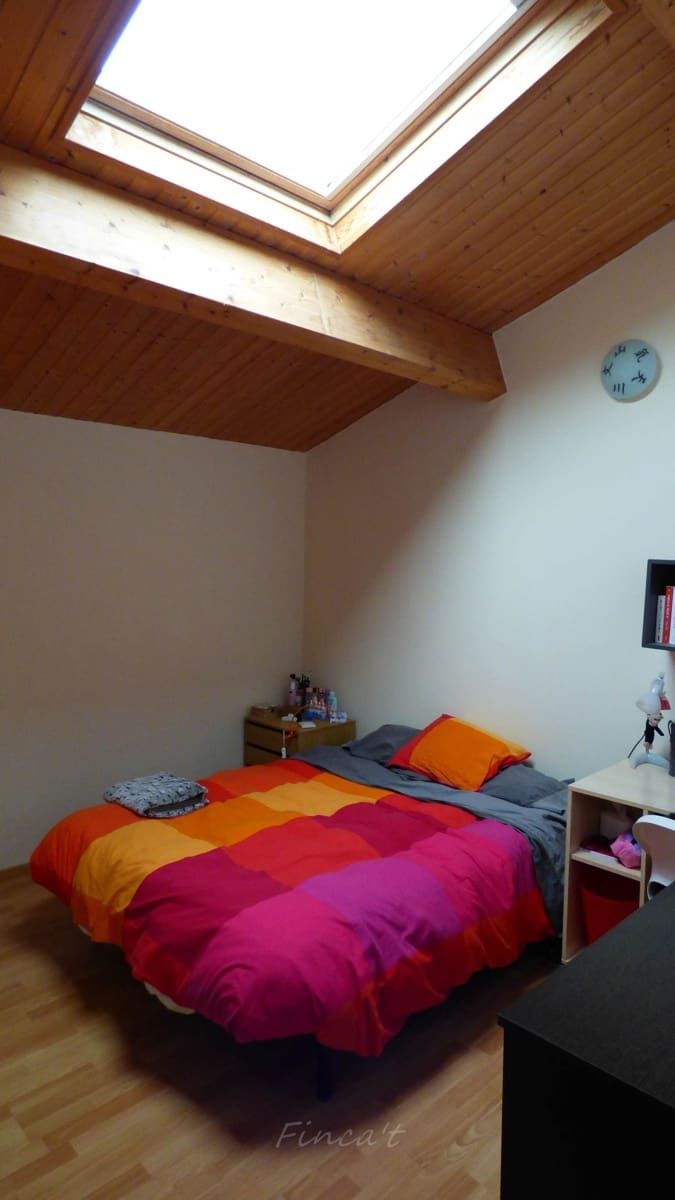 5 bedroom Villa for sale in Moia with garage - € 380,000 (Ref: 9420164)