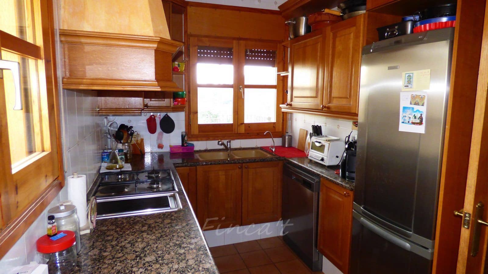 5 bedroom Villa for sale in Moia with garage - € 380,000 (Ref: 9420164)