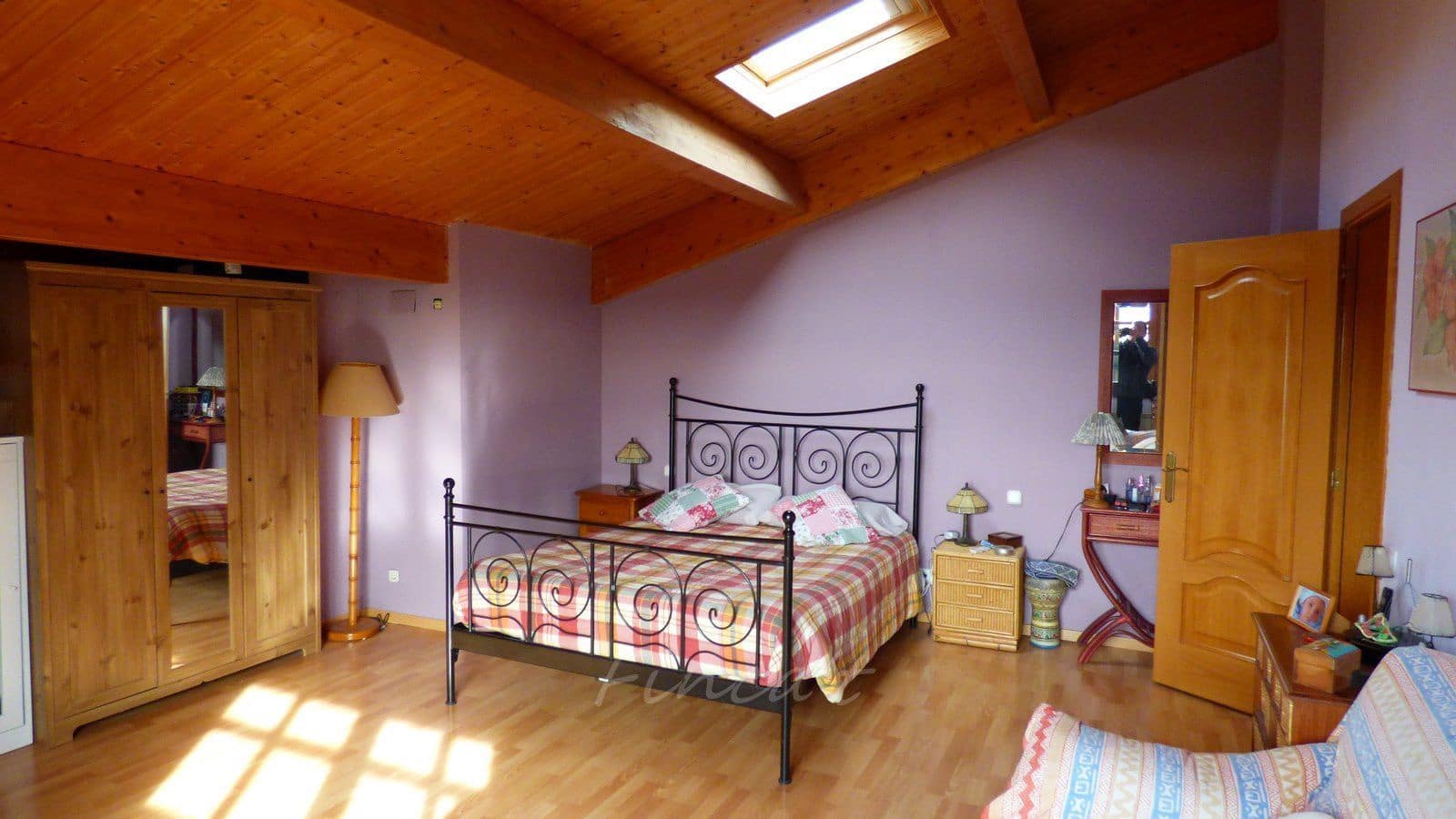 5 bedroom Villa for sale in Moia with garage - € 380,000 (Ref: 9420164)