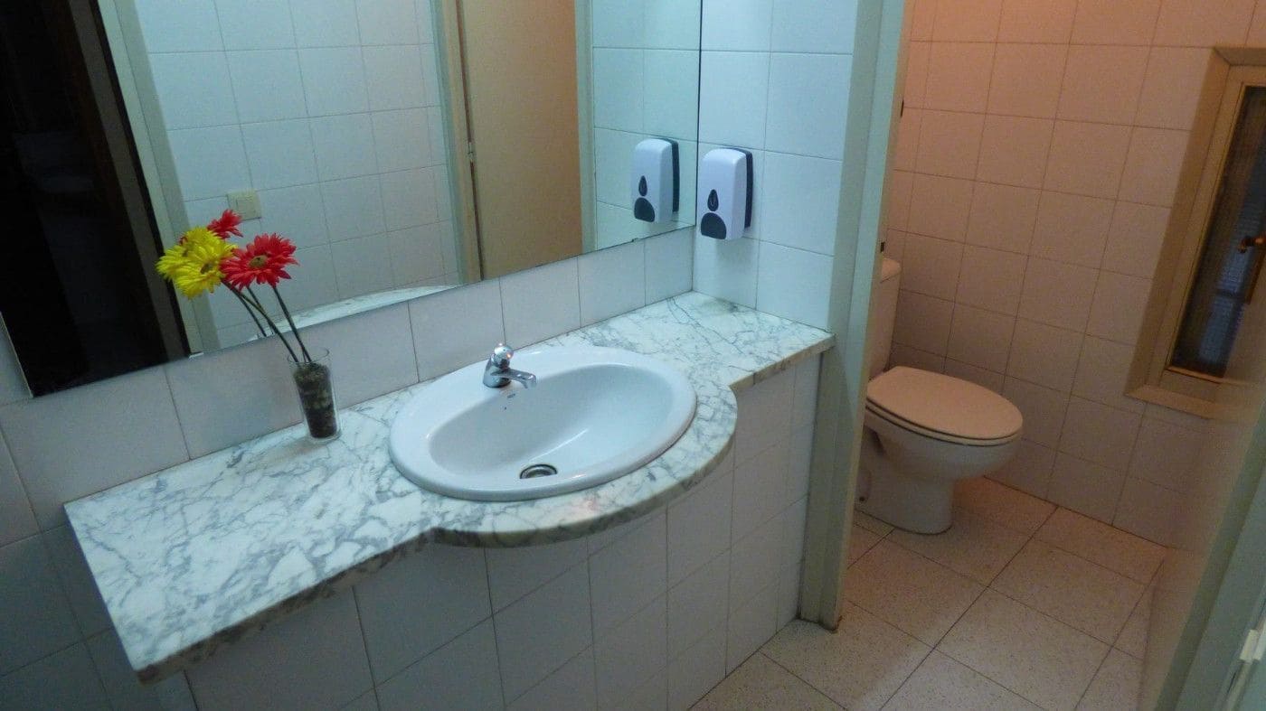 8 bedroom Restaurant/Bar for sale in Moia - € 310,000 (Ref: 9420165)