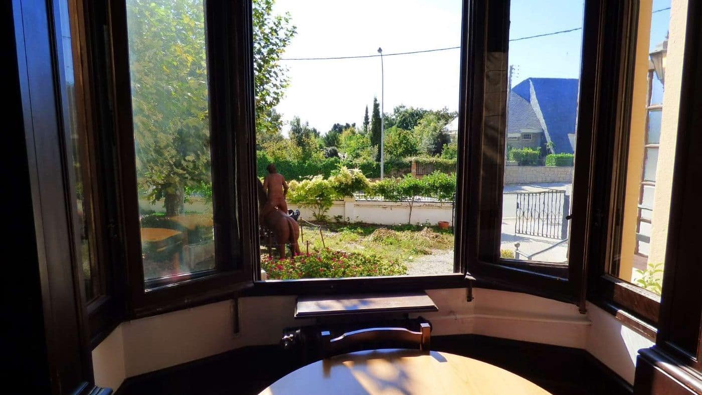 8 bedroom Restaurant/Bar for sale in Moia - € 310,000 (Ref: 9420165)