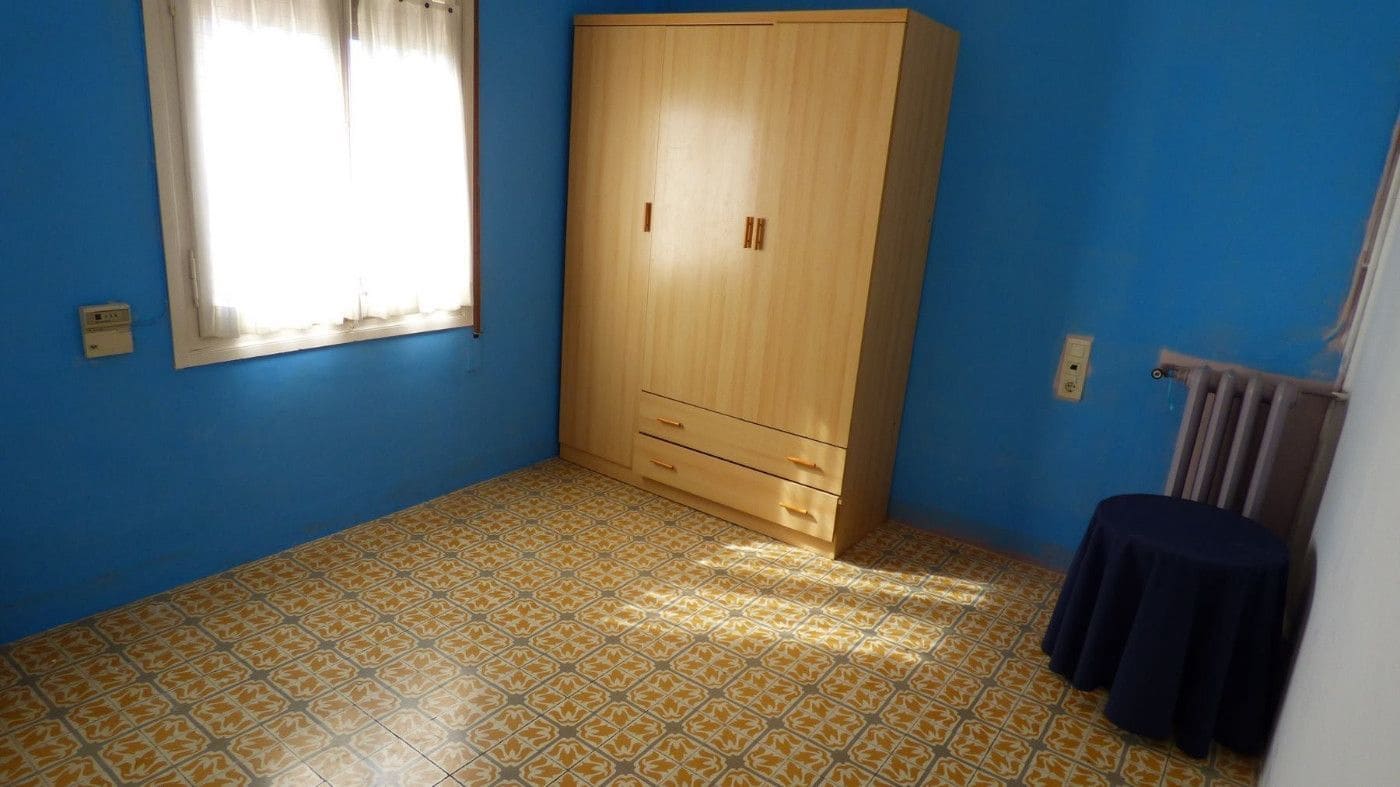 8 bedroom Restaurant/Bar for sale in Moia - € 310,000 (Ref: 9420165)