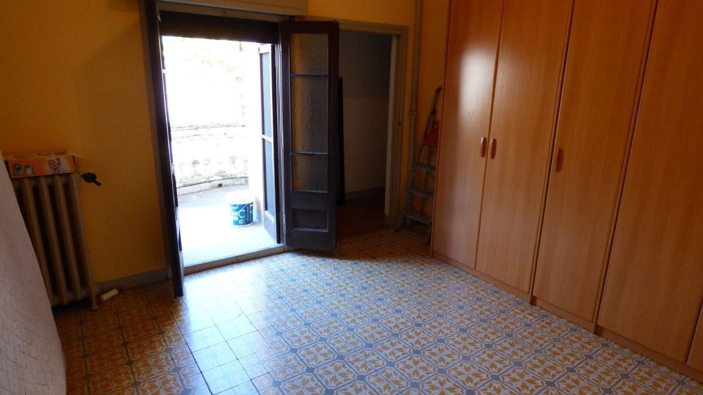 8 bedroom Restaurant/Bar for sale in Moia - € 310,000 (Ref: 9420165)