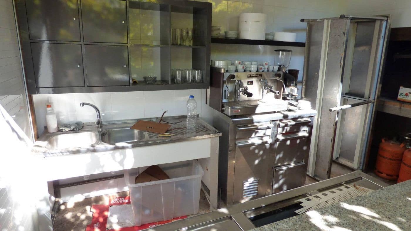 8 bedroom Restaurant/Bar for sale in Moia - € 310,000 (Ref: 9420165)