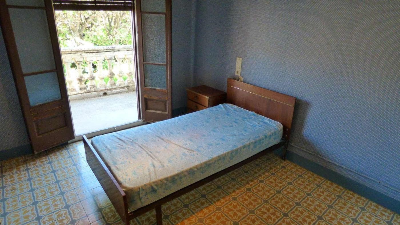 8 bedroom Restaurant/Bar for sale in Moia - € 310,000 (Ref: 9420165)